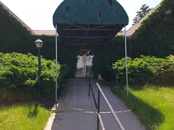 The Jewel of Grand Blanc - From Banana 1015 Radio (newer photo)